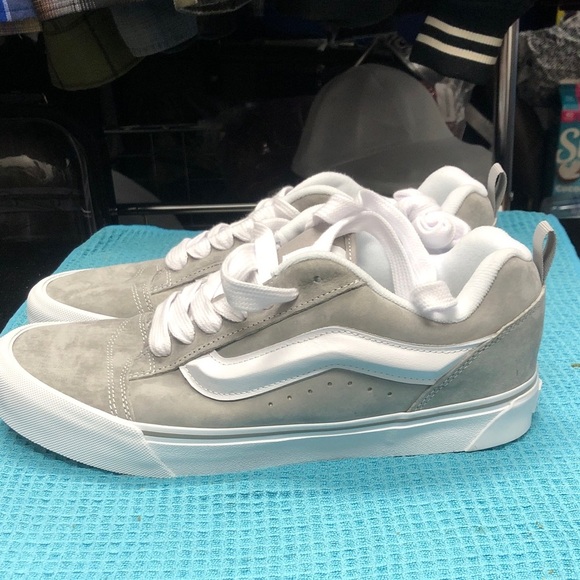 Vans Knu Skool Gray and White Low-Top Sneakers with Suede Accents - Picture 1 of 6